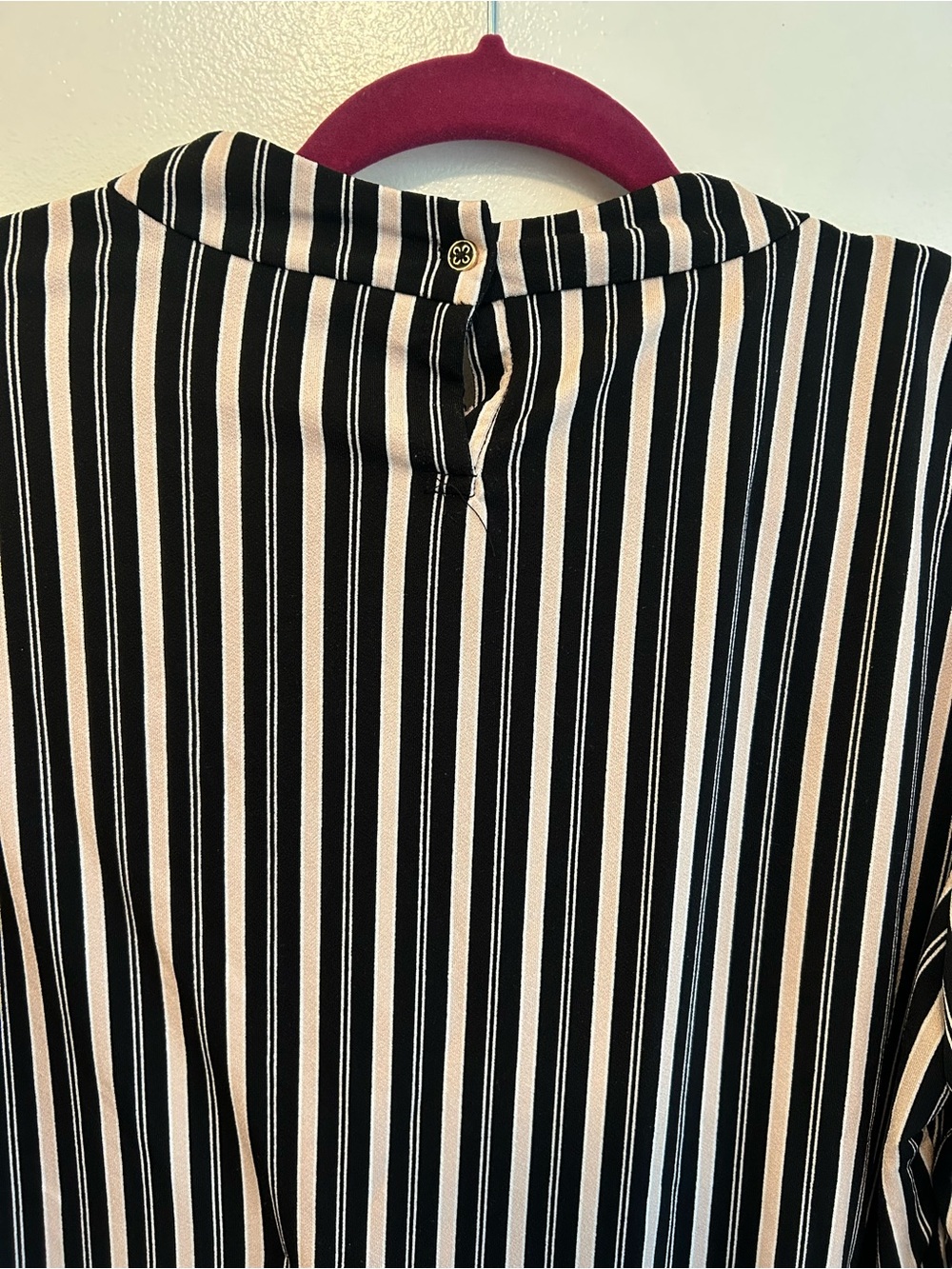 Black and Cream Vertical Stripe Blouse EUC